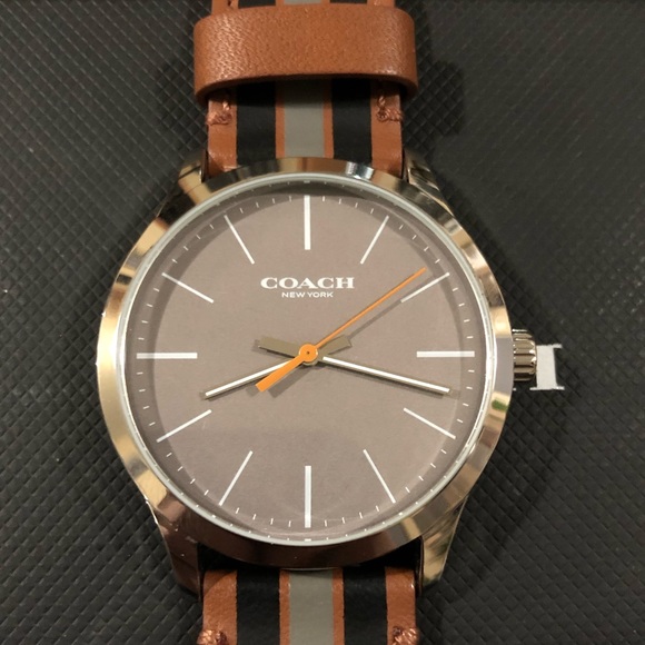 Coach Watch - Picture 4 of 4
